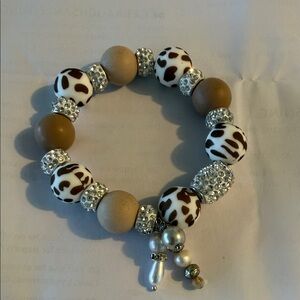 Chic Beaded Bracelet with Silver and Brown Accents